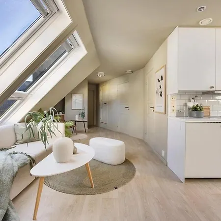 Top-floor Gem With Views * Берген