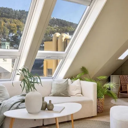 Top-floor Gem With Views Берген